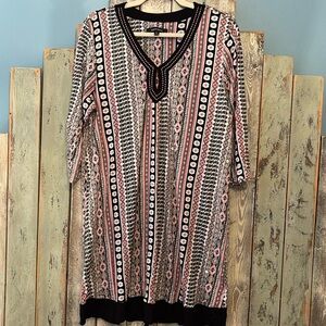 Ellen Tracy sleep gown. Large